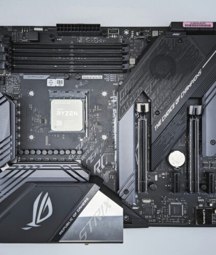 andrey-matveev-66a07WD8CMo-unsplash